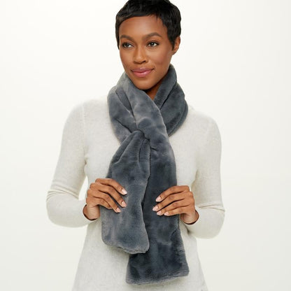❄️ Faux-Fur Pull-Through Scarf with Hidden Pocket